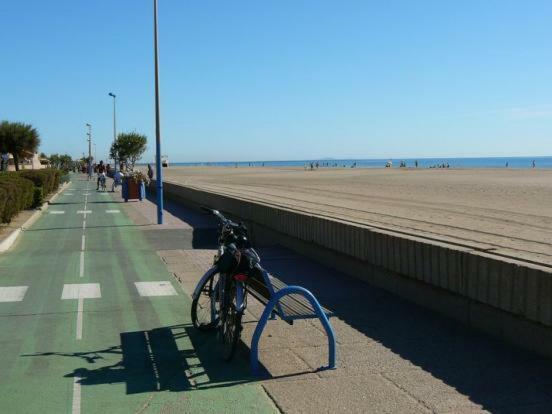 T3 Vue Mer Et Plage, Avec Wifi Et Parking Saint-Pierre-la-Mer  Exteriör bild